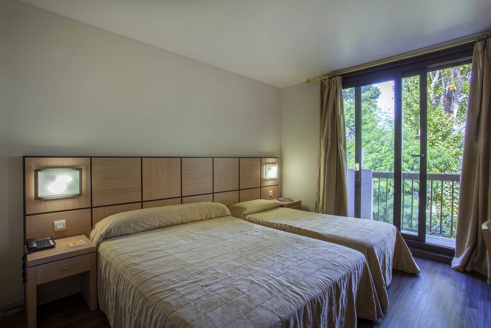 Chambre standard de l’hôtel 3 étoiles à Lucciana